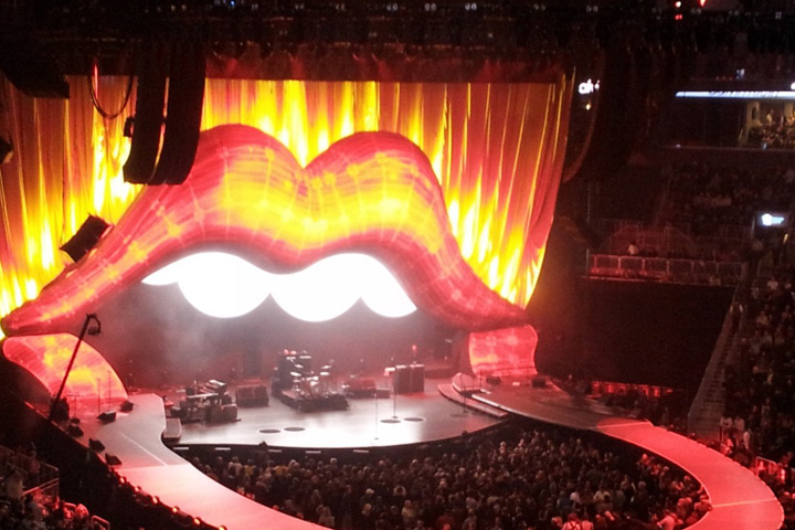 the-rolling-stones-logo-stage